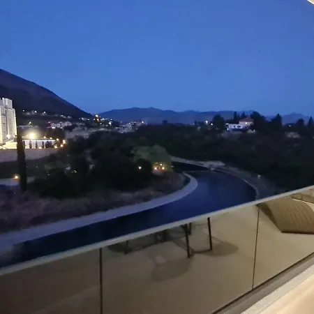 Hercegovka アパートホテル 4*